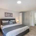 He, Wat Mooi Apartamento *
