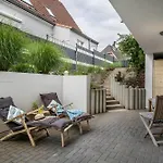 He, Wat Mooi Apartment *